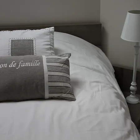 L'Heure Bleue Gites Et Chambres D'Hotes Givenchy-en-Gohelle Esterno foto